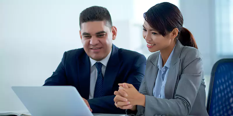 Why Partner with the Best TN Visa Consultants for Canadian Applicants for Bolivia?